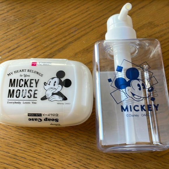 Disney Bath Mickey Mouse Soap Dish And Soaplotion Dispenser Nwt